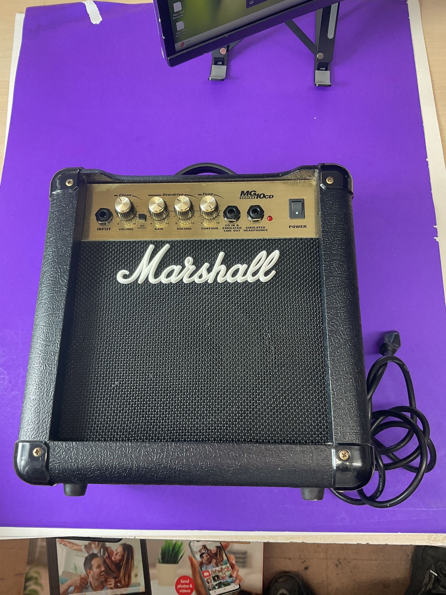 Marshall MG10CD 10-Watt Guitar Combo Amplifier – Compact Practice Amp
