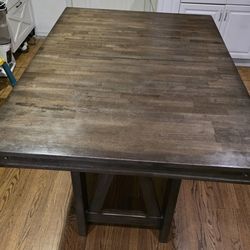 Kitchen / Dining Table
