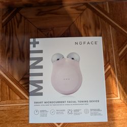 smart microcurrent facial toning device
