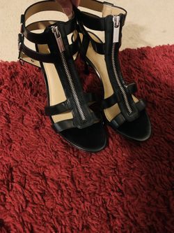 Michael Kors Heals Size 7