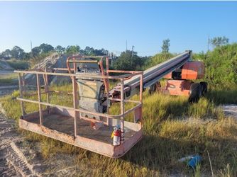 80 foot straight boom lift -JLG 800 S