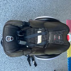 Britax Advocate Carseat