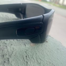 Oakley Black On Black Polarized  Must Sell Now 