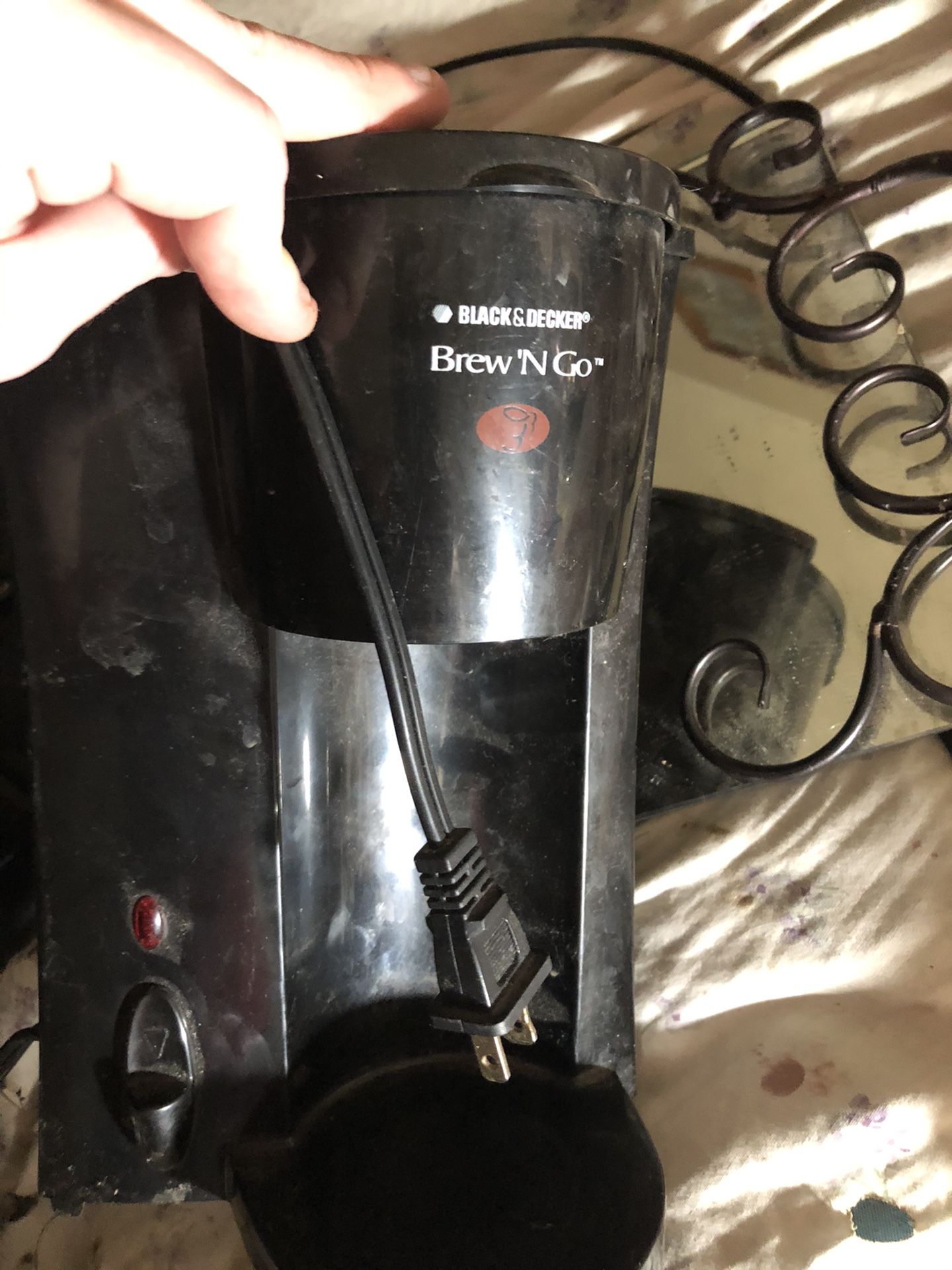 Black N Decker “Brew & Go” single cup coffee maker