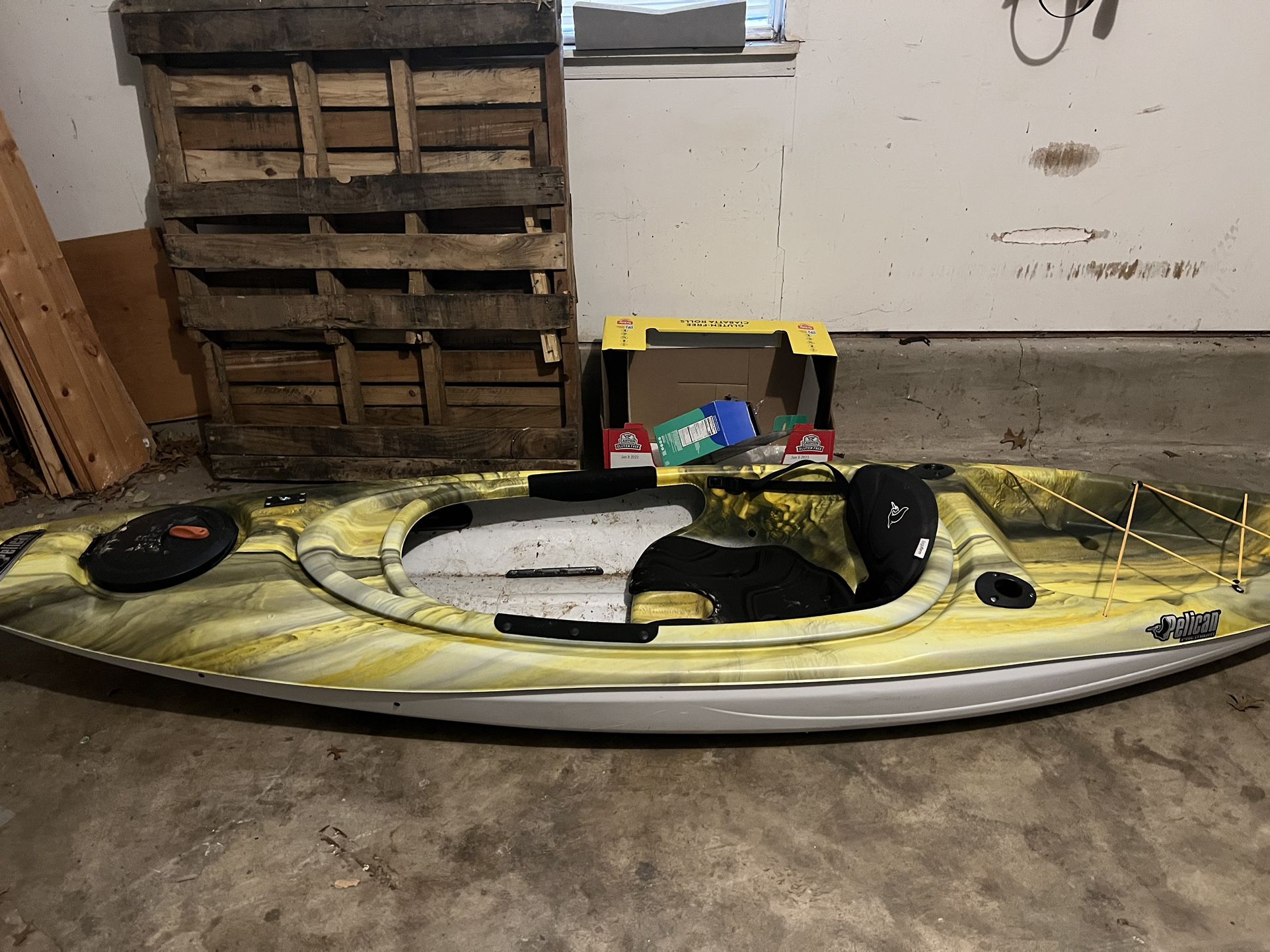 Pelican Maxim 100x angler Kayak