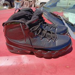 Jordan IV Retro Bred Patent Black Size 11🔥