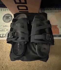 Draco slides brand new size 11-12 Only