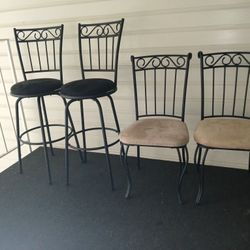 2 Matching Bar Stools > Get 2matching Chairs FREE!