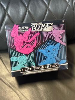 Pokemon ETB Evolving Skies
