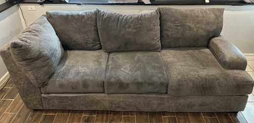 Gray Couch (Cloth)