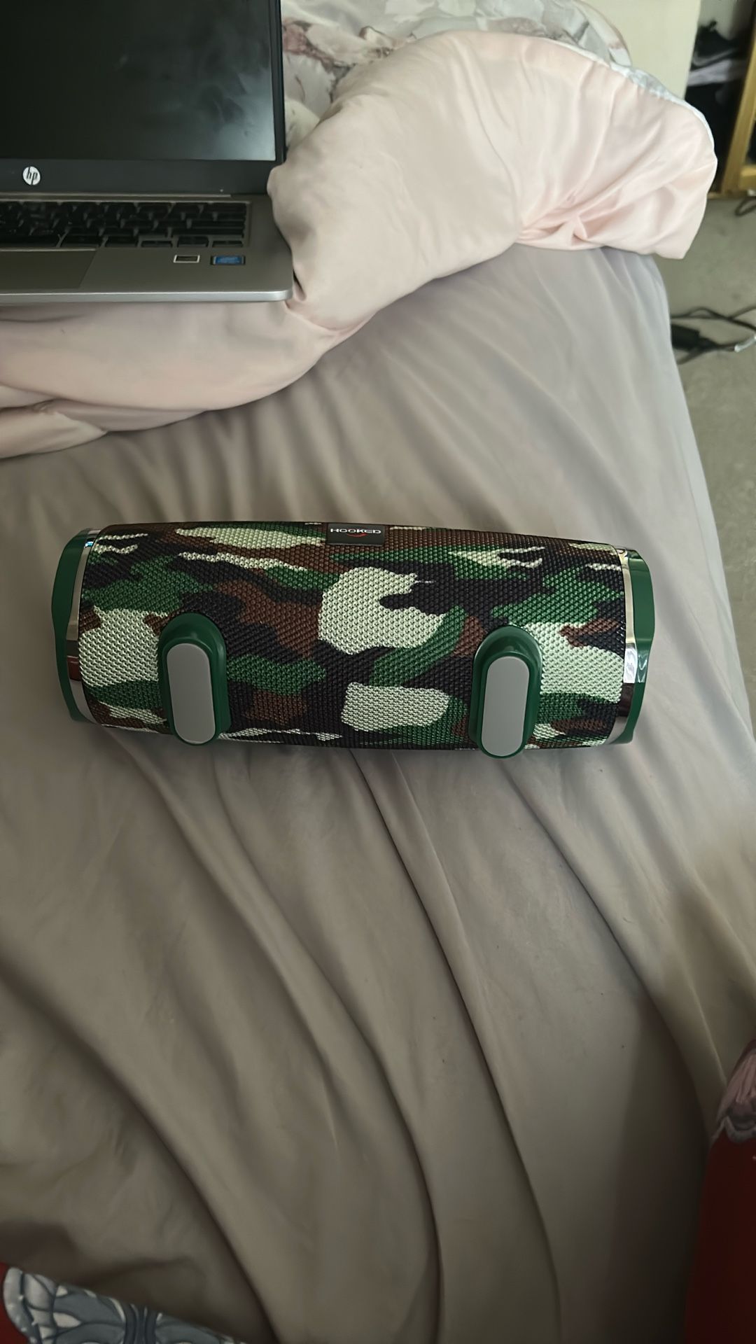 Bluetooth Speaker Works Good