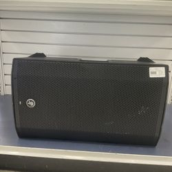 Mackie Speaker