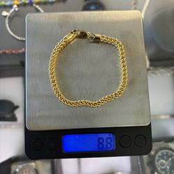 Gold bracelet