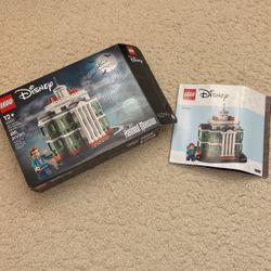 Disney Haunted Mansion Lego Set