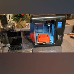 Monoprice Voxel 3D Printing Machine
