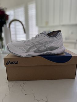 ASICS Women’s Volleyball Shoes - Brand New With Tags Size 10