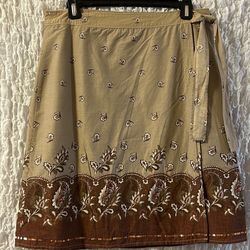 Old Navy: Fully Lined Wrap Skirt, Size: 8
