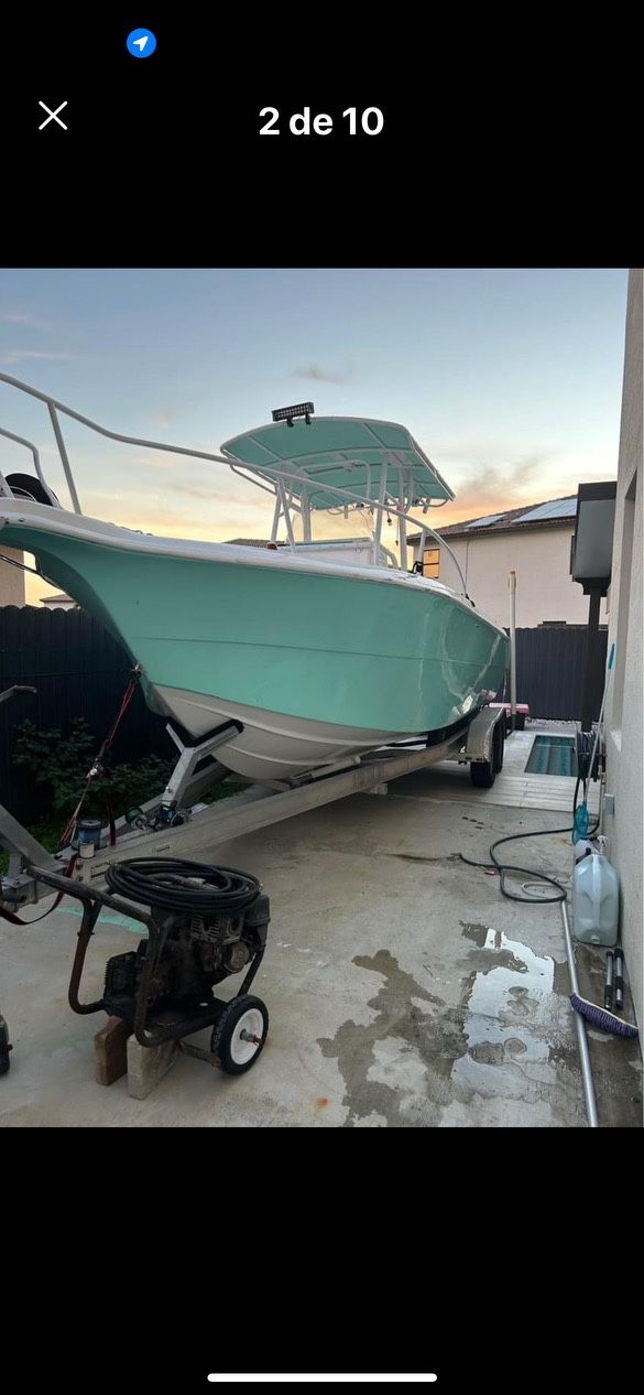 25 Foot Boot Sea Fox