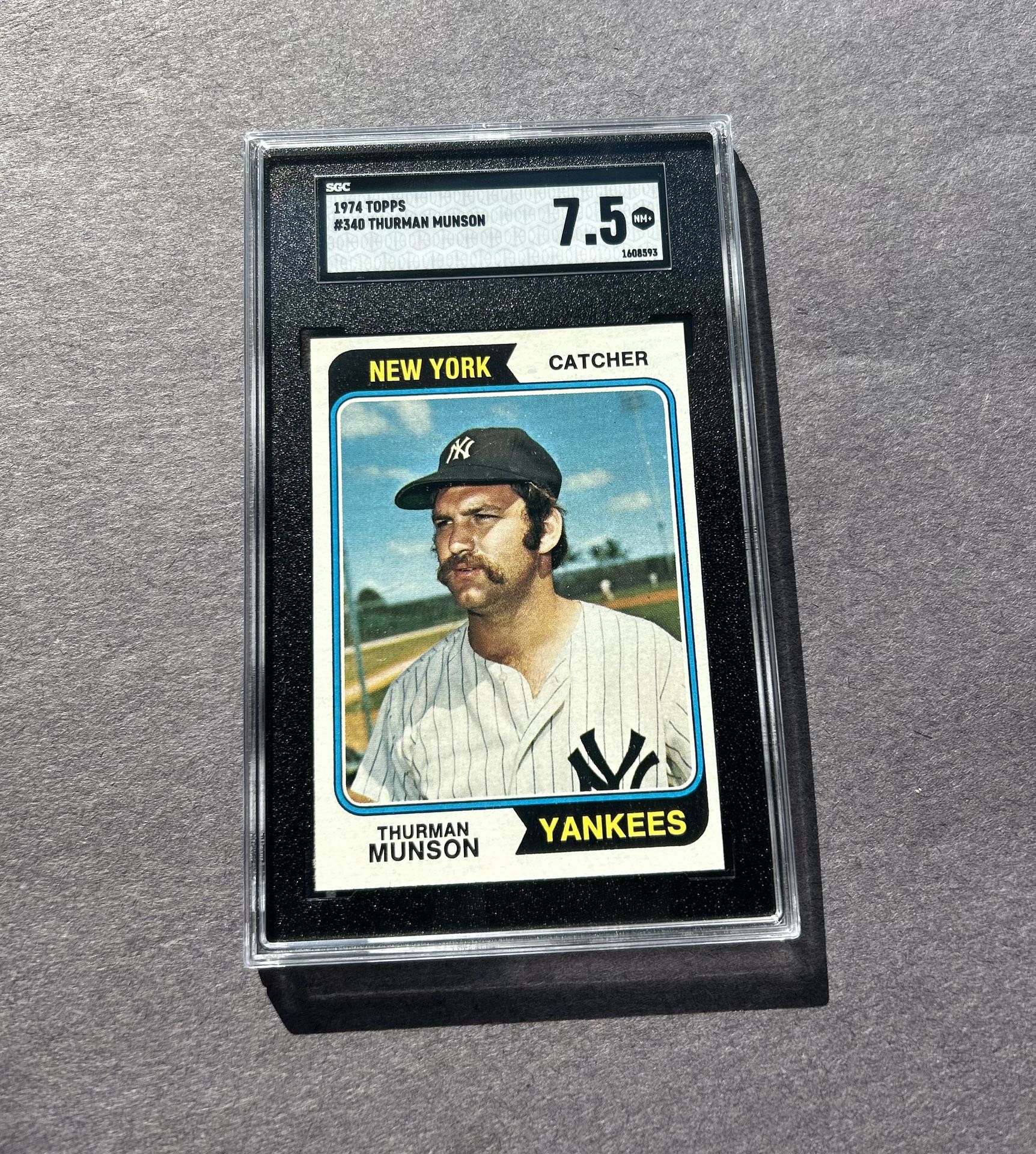 Vintage 1974 Topps #340 Thurman Munson.Negotiable 