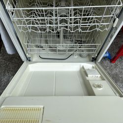 Dishwasher 