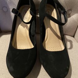 Mary Jane Heel Pumps! 