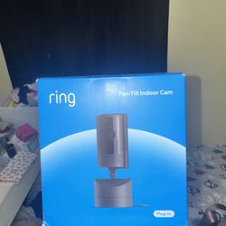 brand new: Ring Pan-Tilt Indoor Cam (enchufable)