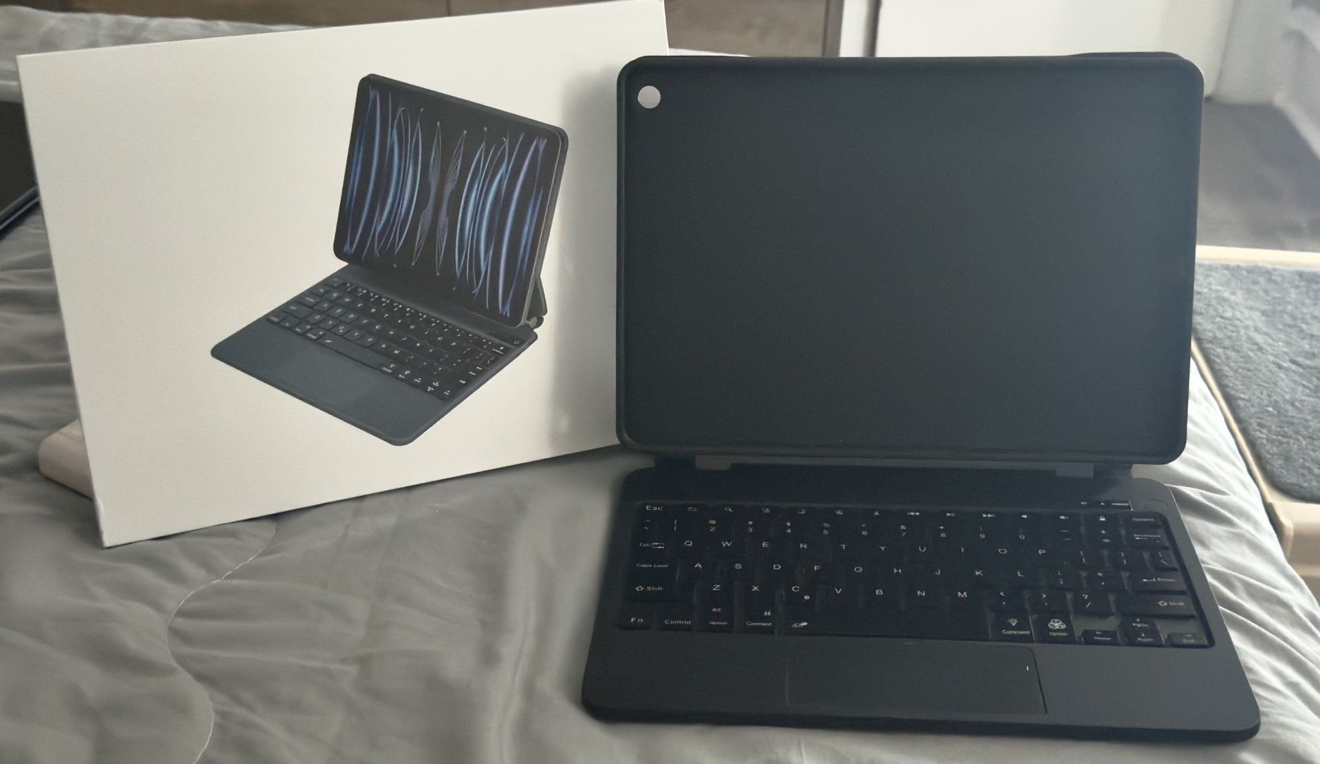 Keyboard For ipad 9th/8th/7th Gen. 10.2 Inch.