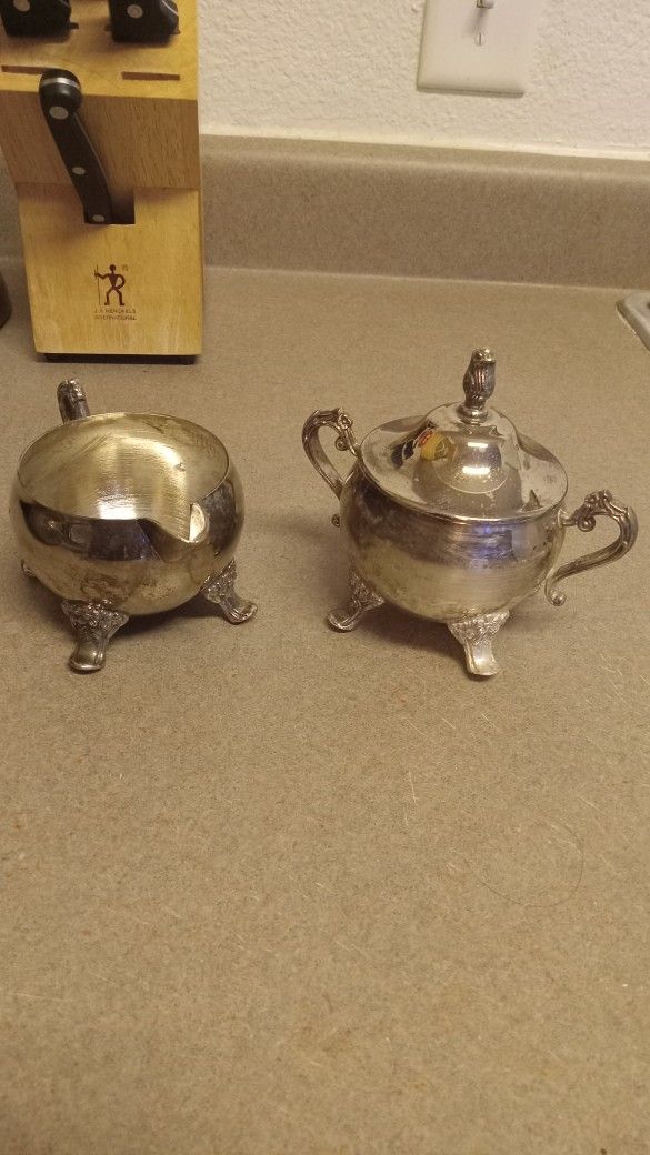Vintage Two-piece Sugar And Cream Set