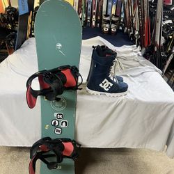 Arbor Snowboard Package With Boots And Bindings 