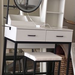 WHITE VANITY-Great Condition!