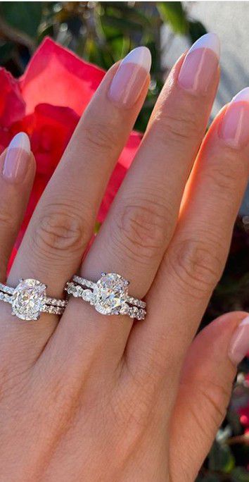 Wedding ring / engagement ring