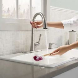 Kohler R77748-SD-VS Malleco Touchless Pull-Down Kitchen Faucet w/ Soap Dispenser