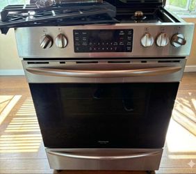 Frigidaire Gallery Gas Stove