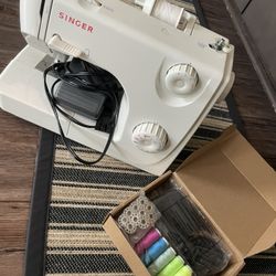 Singer 50T8 E99670 Sewing Machine 