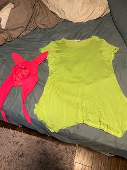 Costume