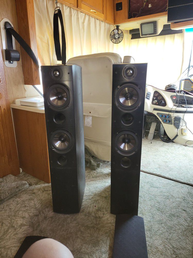 PSB Floor Speakers T45 Image