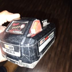 18 V Milwaukee Battery 