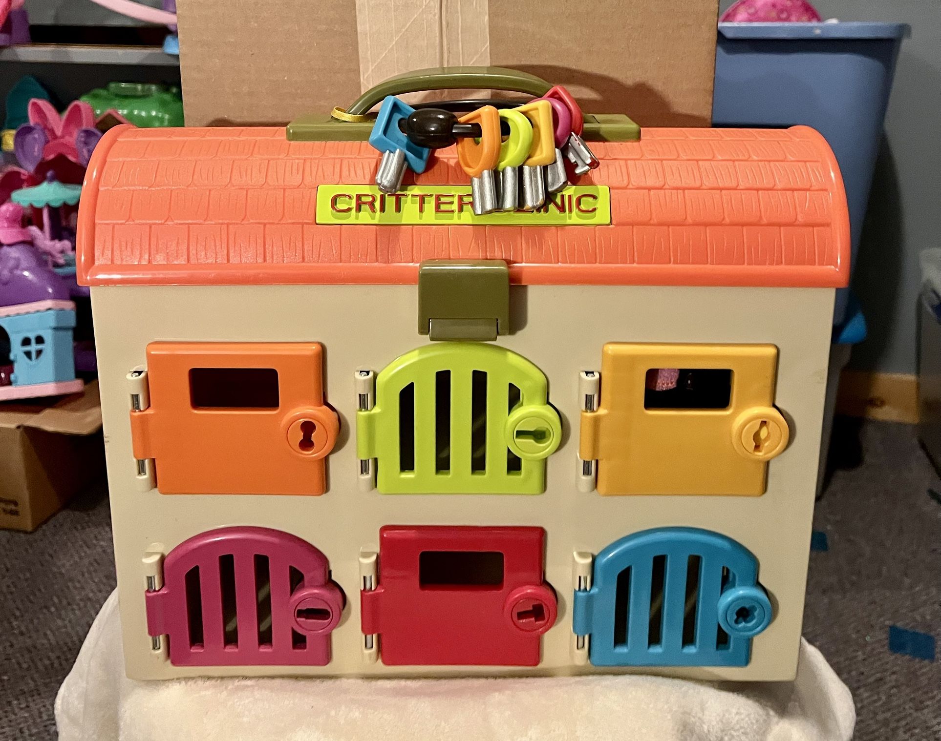 https://offerup.com/redirect/?o=Qi5Ub3lz Critter Clinic  For Kids
