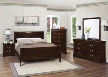 4PC Queen Bedroom Set With Queen Bedframe Dresser, Mirror, NIght Stand On Sale Now