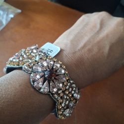 Rhinestone Flower Cuff Bracelet 