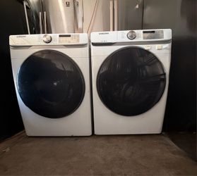 Samsung Front Load Washer and Dryer Set