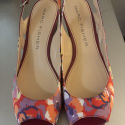 New  Mark Fisher Floral sandals wedge style