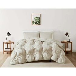 Truly Soft
Truly Soft Cloud Puffer Beige Full/Queen 3 Piece Comforter Set

