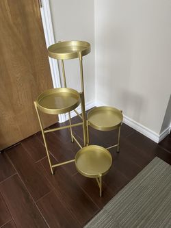 Gold Multi-tiered Plant Stand (The Kate and Laurel Finn Modern 4-Tier Plant)