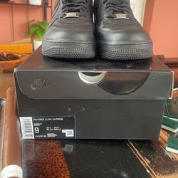 Supreme Black AF1
