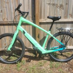 SPECIALIZED COMO EBIKE XL 29 In  Like New