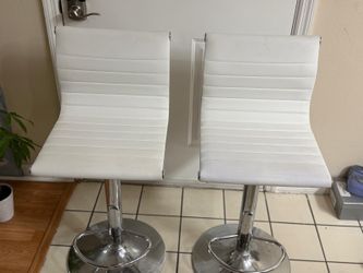 Bar stool