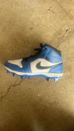 Air Jordan 1 baseball cleats