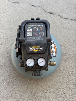 MCGRAW 3 Gallon, 110 PSI Oil-Free Light-Duty Pancake Air Compressor
