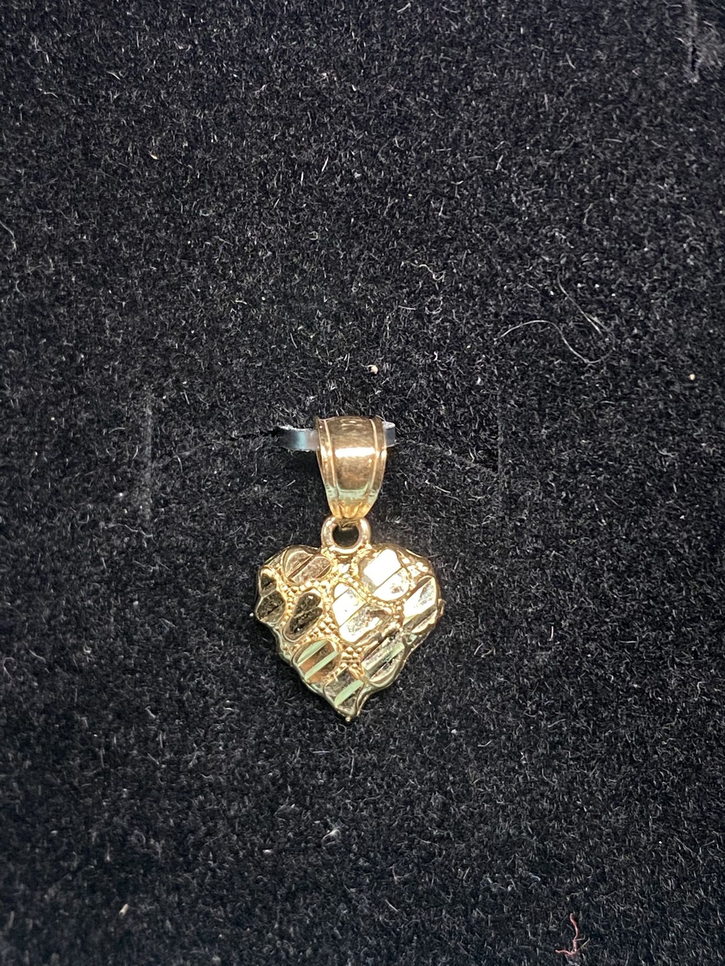 10k Gold Heart Nugget Pendant
